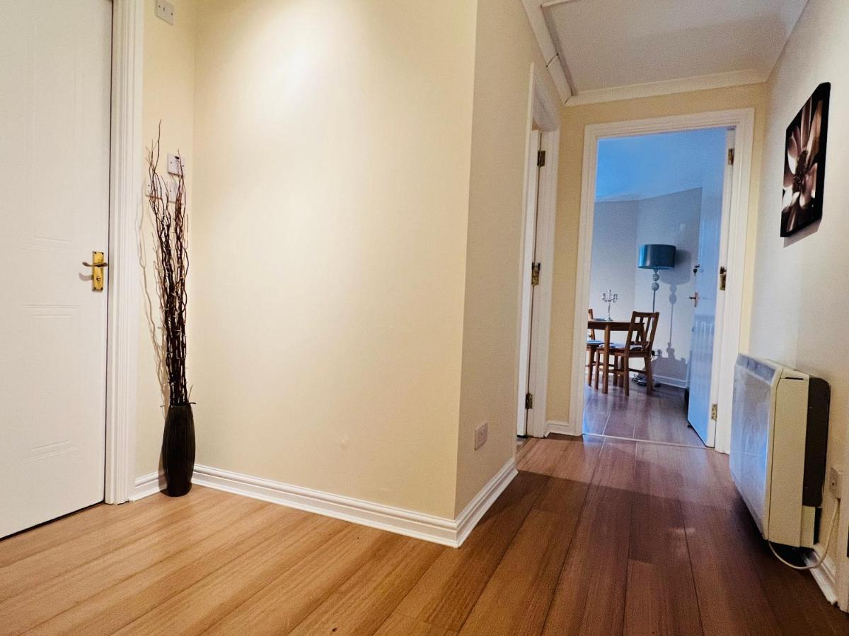 Peaceful 2 Bedroom Flat With Free Parking เอดินบะระ ภายนอก รูปภาพ